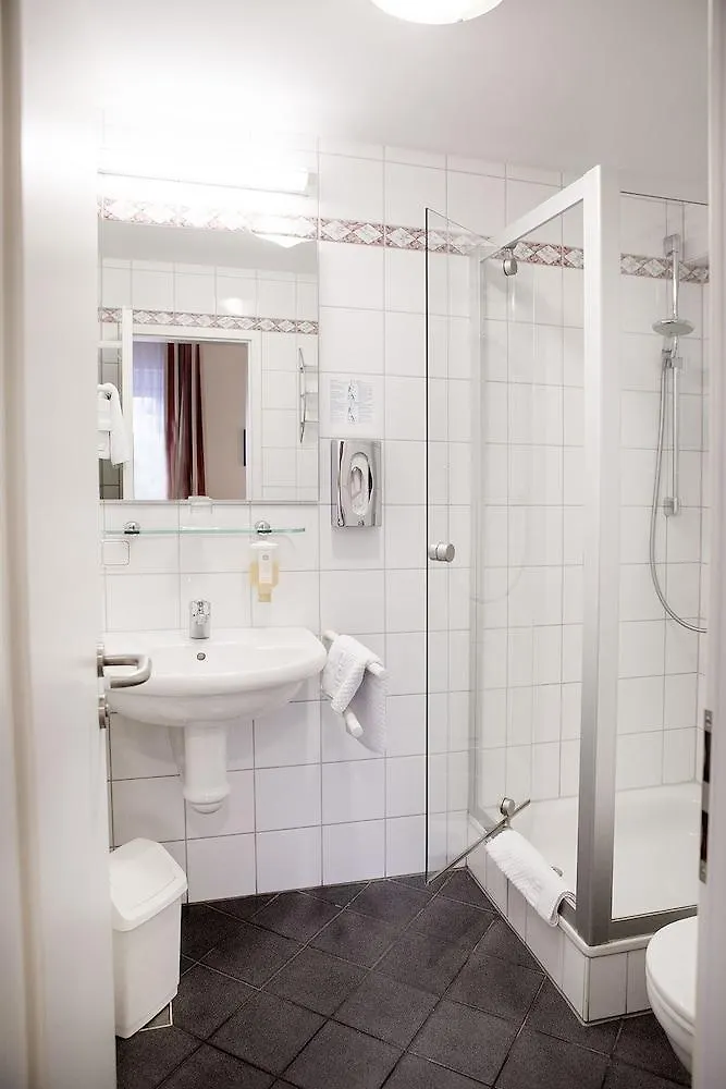 Hotel Weisses Lamm Файтсхёххайм