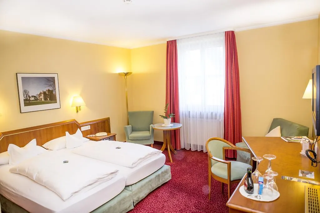 Hotel Weisses Lamm Файтсхёххайм Германия