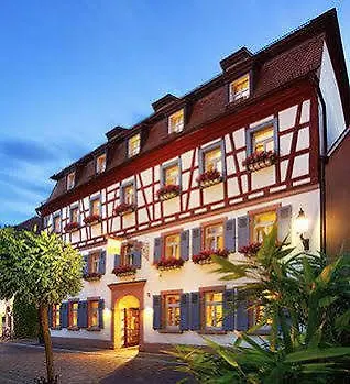Hotel Weisses Lamm Файтсхёххайм 3*,