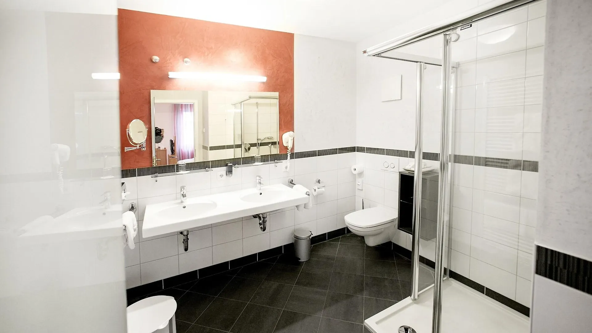 ***  Hotel Weisses Lamm Veitshöchheim Německo